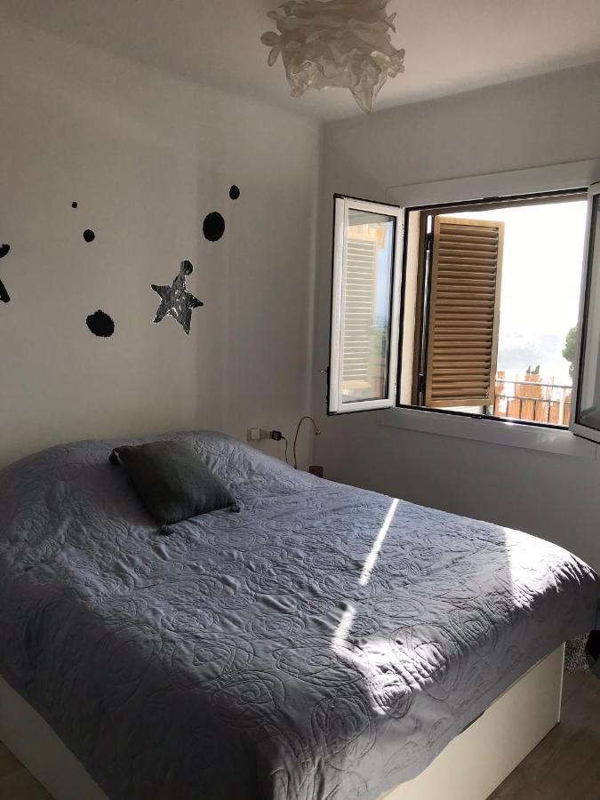Apartamiento Canyelles Росес Екстериор снимка